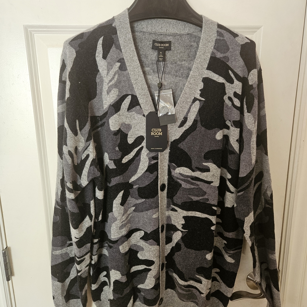 Cashmere Club Room Mens XL 100% Cachmere Cardigan Black Gray Brand New